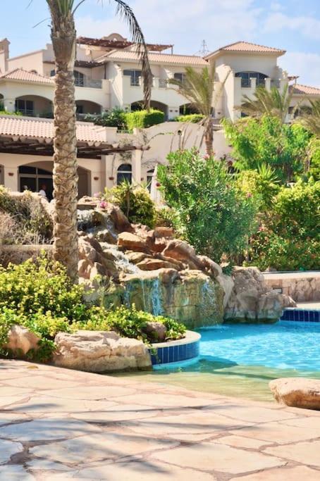 Amazing Beachfront Townhouse Chalet Ain Sokhna Villa Айн Сохна Екстериор снимка